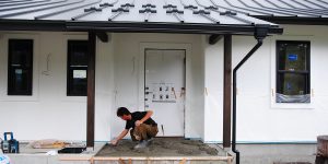 [Y-Studio] 内部も足場が外れました。～タイル貼りや外部建具など