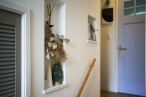 [くらしのほほえみ] 花咲くラベンダードアの家（２）